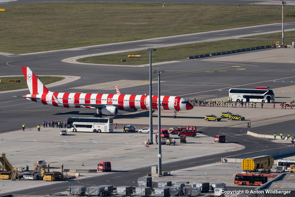 Farewell Condor Boeing 757 Vienna